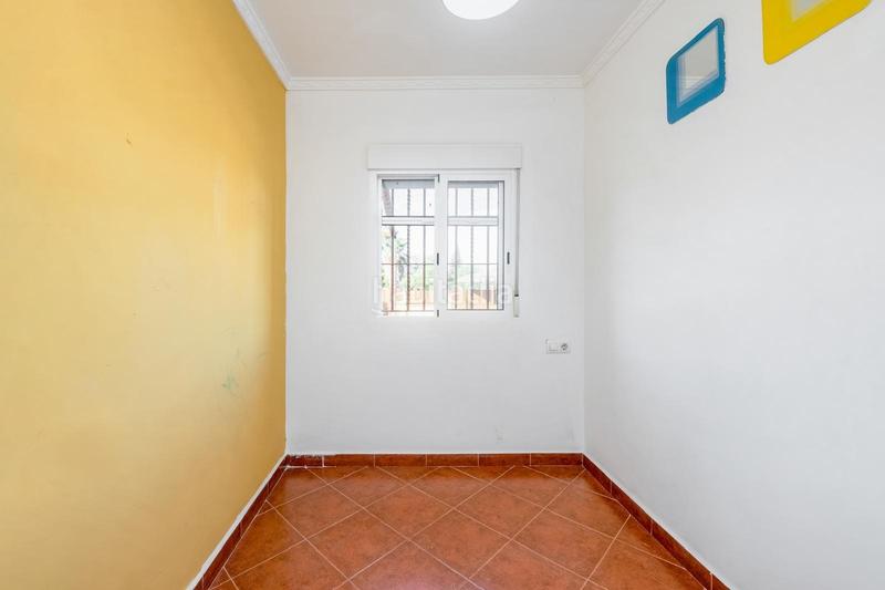 Foto a867afa2-dc6c-4731-9bee-07b92955050a. Chalet avec piscine dans Carmona