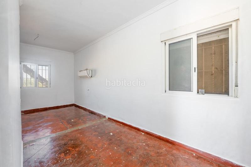 Foto b5afb14b-aa71-4094-9e76-fad641ae9ddd. Chalet avec piscine dans Carmona