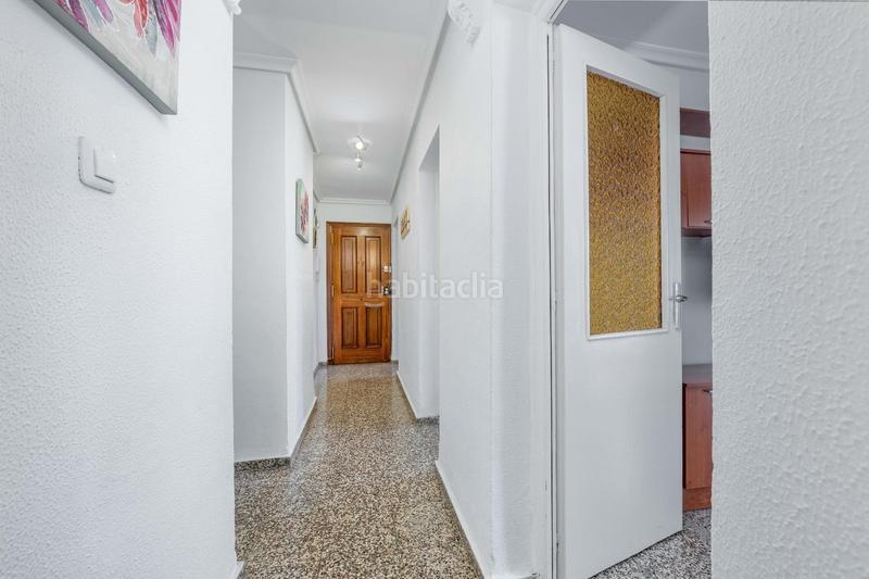 Foto 64d64cad-83ad-4654-a94c-26e73e978892. Appartement dans Parque Alcosa Sevilla