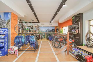 Local Comercial  Calle raya real. Local comercial bormujos