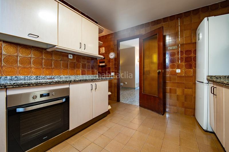 Foto 048516c7-3298-4edc-bf11-37c70cf3353e. Piso  avd. cruz del campo en Barrio del Nervión Sevilla