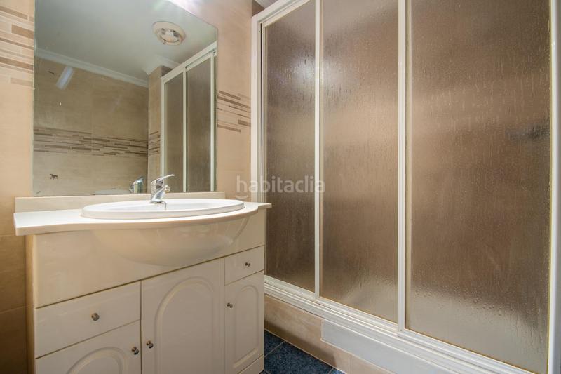 Foto 2042c5b4-dae4-4d79-9ab2-589d9eb3a0f7. Piso  avd. cruz del campo en Barrio del Nervión Sevilla