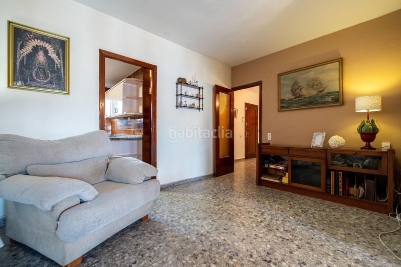 Foto 2ebc223f-0b51-4a02-ae03-4509e3caffe6. Pis amb aparcament a Barrio del Nervión Sevilla