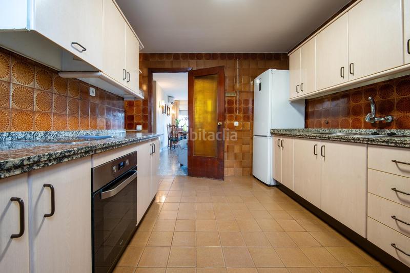 Foto 2f977ea7-232d-472d-89a7-fde78f6ef937. Piso  avd. cruz del campo en Barrio del Nervión Sevilla