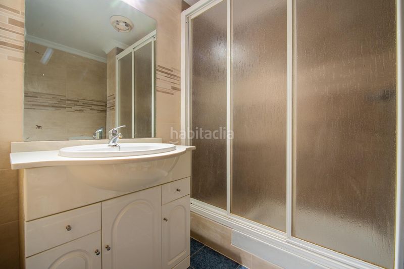 Foto 6cdf6d3f-7b03-45ef-9e26-2775e35e4091. Pis amb aparcament a Barrio del Nervión Sevilla