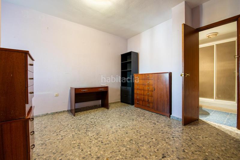 Foto aa2d4f9a-814e-4260-9ee2-d6b79dd9f7be. Piso  avd. cruz del campo en Barrio del Nervión Sevilla