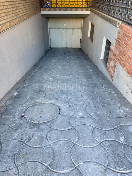 Foto da65ba35-dc2a-4e66-b559-483b8423ecf2. Pis amb aparcament a Barrio del Nervión Sevilla