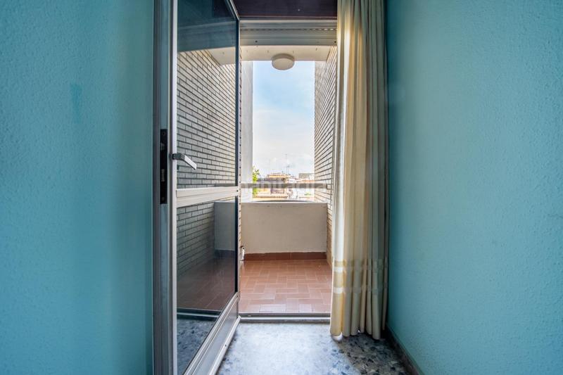 Foto f32d809c-8995-4226-8597-45f2275106cd. Piso  avd. cruz del campo en Barrio del Nervión Sevilla