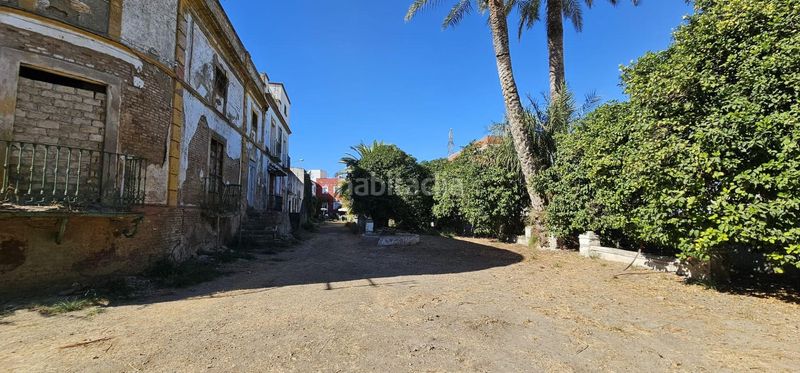 Foto bde639b7-7cfc-46c1-81ff-7708ac0fa6ca. Casa adossada amb aparcament a Algaba (La)