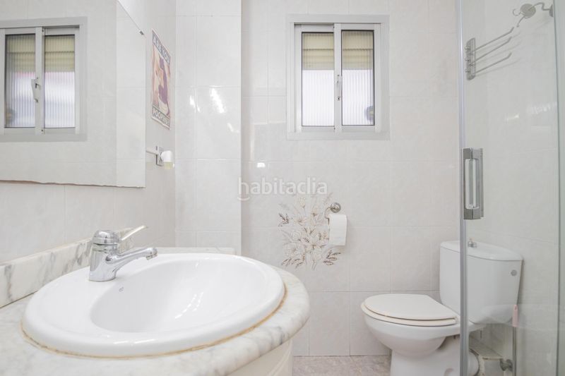 Foto 08e8ef27-befb-44ad-898d-ea462c3e89d0. Pis a Cruz Roja Sevilla