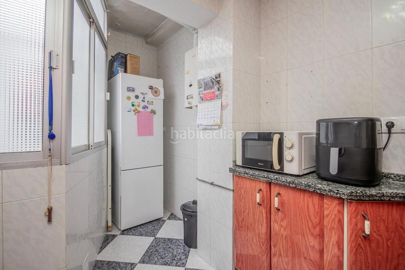 Foto 6c7534b5-432e-4b3f-9c9d-1378bf4d0172. Piso  en cisneo alto en Cruz Roja Sevilla