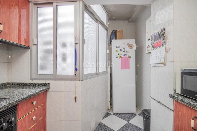 Foto 8971ef40-20a8-45f2-b6b9-ac0af8f201db. Piso  en cisneo alto en Cruz Roja Sevilla