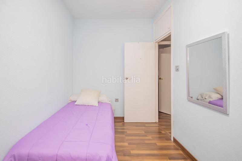 Foto 9fd5c3c3-3ebb-4b86-92dd-e8299a000480. Piso  en cisneo alto en Cruz Roja Sevilla