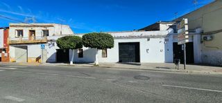 Semi detached house  Avenida de la concepción. Quiere tener un proyecto de alto impacto en la algaba?