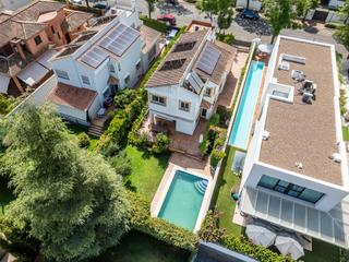 Location Chalet  Calle begonias. Magnífico chalet independiente en el zaudín