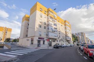 Piso  Calle de cantalobos. Piso en barriada los principes