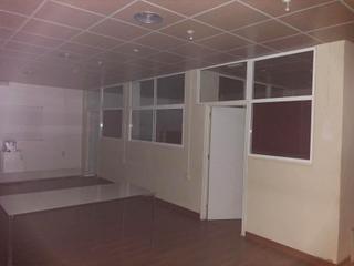 Local Comercial en Calle VIRGEN DE ROBLEDO