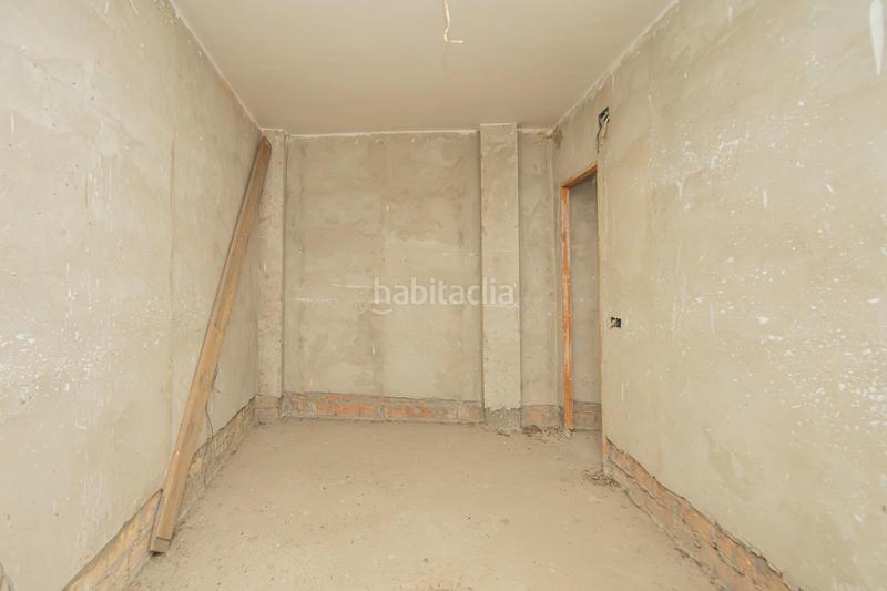 Foto 2a269277-68f1-4d3d-b669-301a0d665db4. Maison jumelée avec parking dans Palmete Sevilla