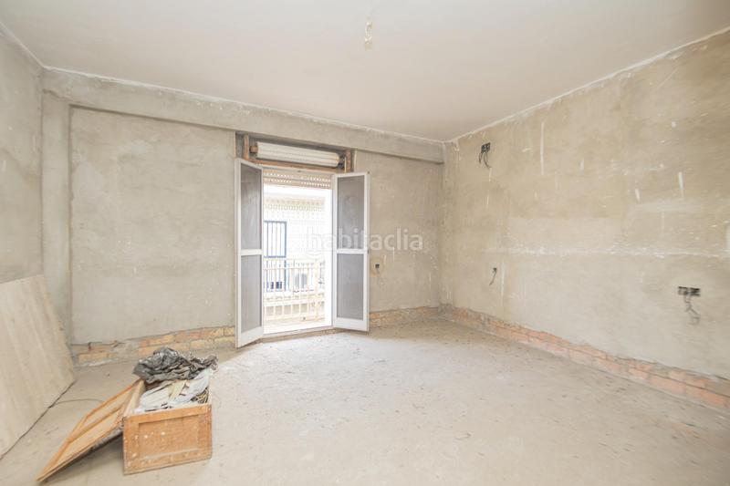 Foto 3ee7d763-3bf7-43ee-92ce-437376eabbb6. Maison jumelée avec parking dans Palmete Sevilla