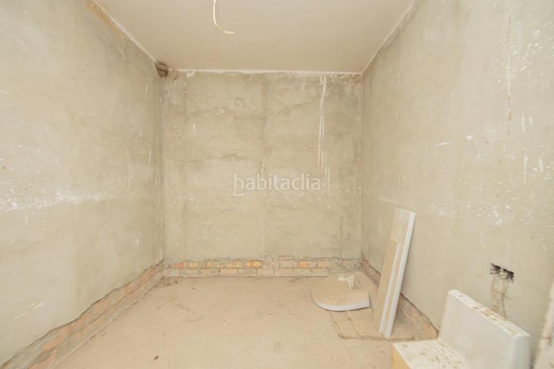 Foto 5dc58b79-2cde-4a28-b68e-3bfa659b7a37. Maison jumelée avec parking dans Palmete Sevilla