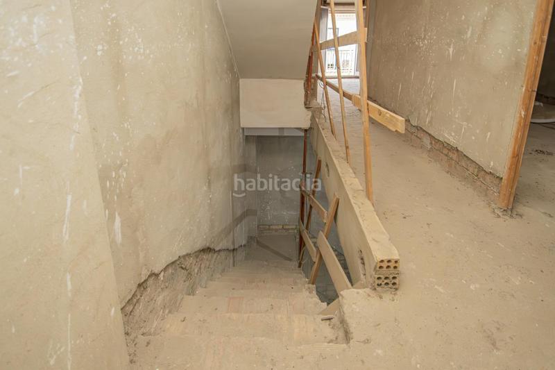 Foto b3997e05-3725-4612-8691-464cee374eda. Maison jumelée avec parking dans Palmete Sevilla