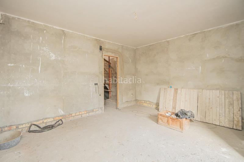 Foto f18868cc-6aab-4b46-8323-a7da3bd4fdea. Maison jumelée avec parking dans Palmete Sevilla