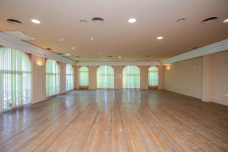 Foto 8f22d981-402e-41cb-b76c-27e6fbbca096. Edifici a Lepanto Mairena del Aljarafe