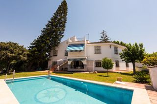 Chalet  Calle bartolome estaban murillo. Chalet en las almenas, tomares