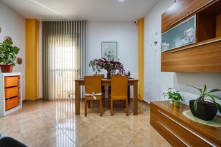 Duplex  Calle san isidro. Duplex en isla mayor