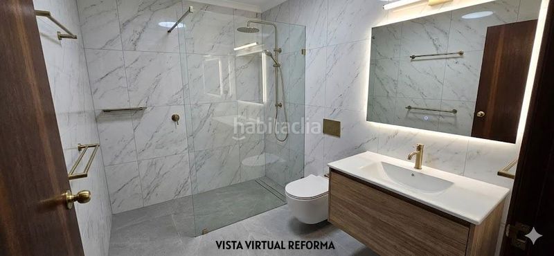 Foto 51858895-bc3d-4064-90cb-1bbbcf2086ce. Casa adossada amb aparcament a Algaba (La)