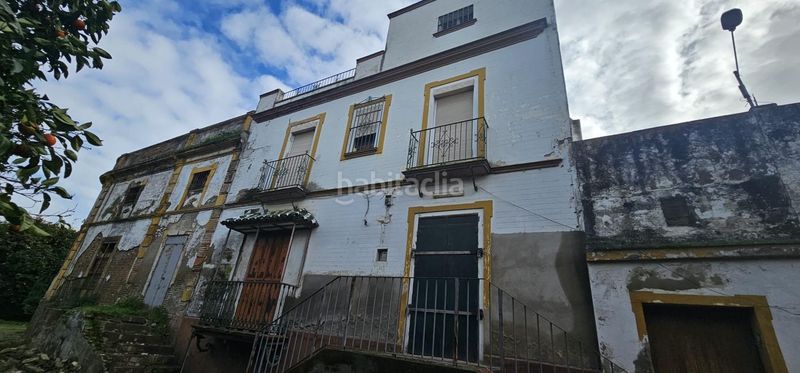 Foto 53ca0bd1-eaf6-4ce6-a5aa-b570aecd0058. Casa adossada amb aparcament a Algaba (La)