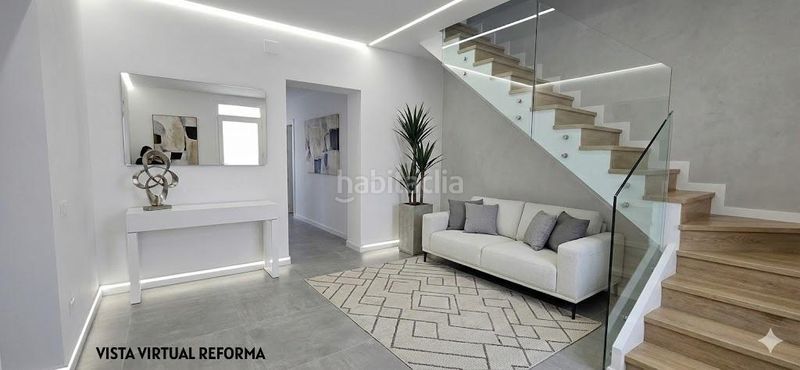 Foto f3188ff1-21e5-4b68-aba9-2f23e40a31c3. Casa adossada amb aparcament a Algaba (La)