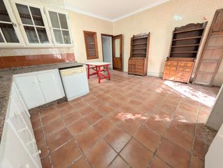 Casa  Calle san jeronimo. Oportunidad única en el corazón de bornos para reformar