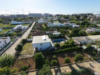 Terreny residencial  Calle echaguy h. Se vende parcela de 836 m2 a pie de calle h en la urbanización f