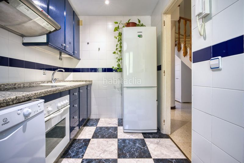 Foto b27ac9ea-bf1b-47ce-a03e-70b77d48b196. Dúplex amb aparcament a Pino Montano - Consolación Sevilla