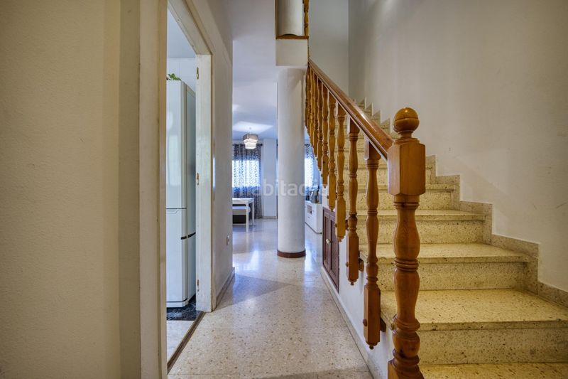 Foto e3cd2cc4-ee2f-442b-b295-7b597a22714a. Dúplex amb aparcament a Pino Montano - Consolación Sevilla