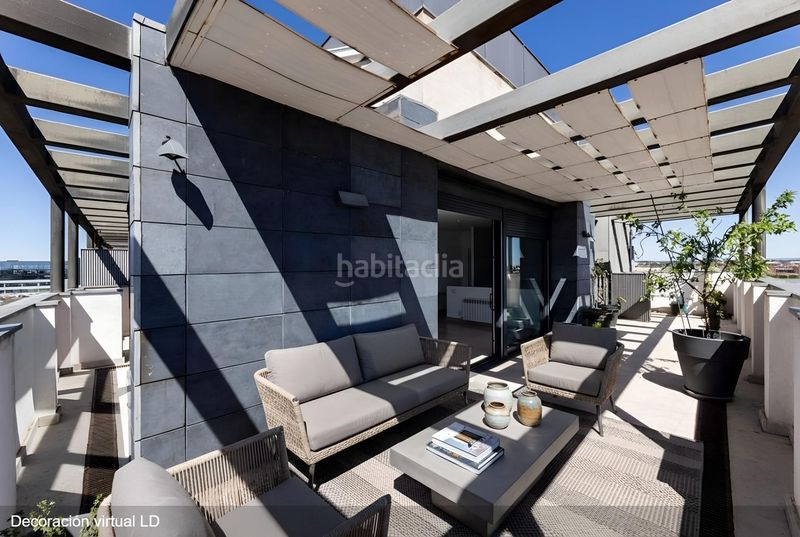 Foto 007a57c4-f658-45bd-9aea-8b138f652078. Àtic amb aparcament piscina a Sanchinarro Madrid