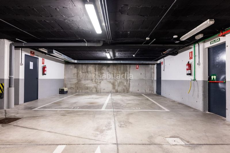 Foto 1c0060c6-828d-40d7-9e5f-09103127d9af. Àtic amb aparcament piscina a Sanchinarro Madrid