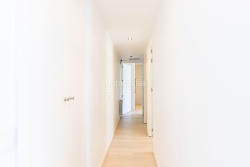 Foto 1dc32637-d460-4141-8dca-4c92e5f5e4f6. Àtic amb aparcament piscina a Sanchinarro Madrid