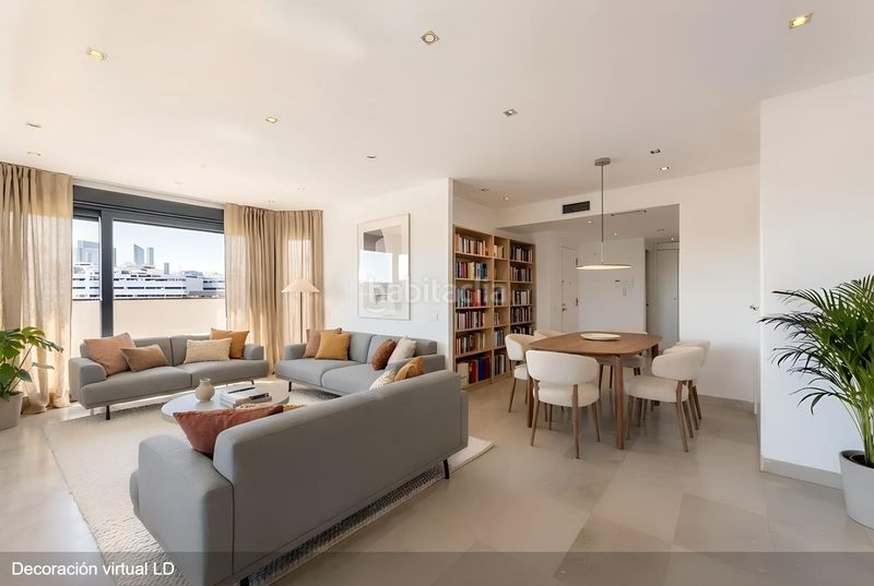 Foto 56f8781c-e9a3-4499-a322-c77ad35821da. Àtic amb aparcament piscina a Sanchinarro Madrid