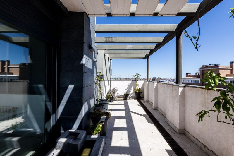 Foto a93d8e4b-eecd-4105-9a8b-b3f2b307ba5b. Àtic amb aparcament piscina a Sanchinarro Madrid