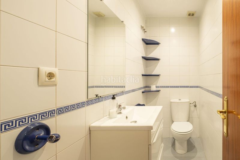 Foto 45970357-89eb-4ac5-8ee8-0f1375e5a5d1. Dúplex amb aparcament piscina a colores - entreparques Sevilla