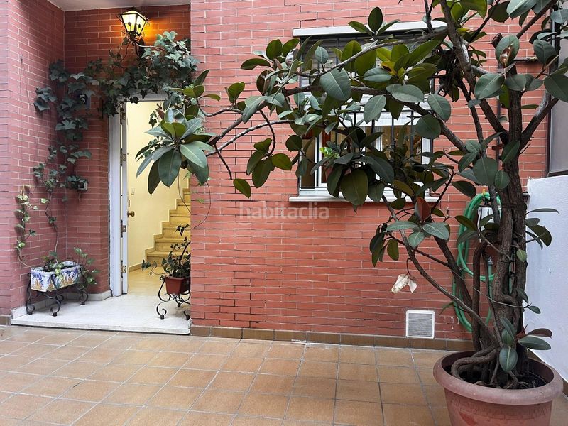Foto fe1db5c0-fa5e-4c8c-b35c-d7c9bd932043. Dúplex amb aparcament piscina a colores - entreparques Sevilla