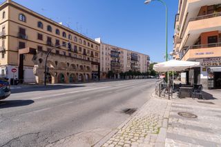 Local Comercial  Calle calle alberto durero