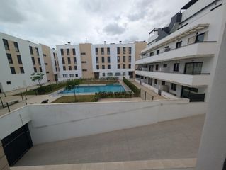 Miete Etagenwohnung  Calle pobladores 2. Alquiler piso vega del reycamassevilla