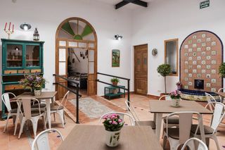Gebäude  Avenida avenida estación. Hotel boutique operativo en venta  sierra norte de sevilla