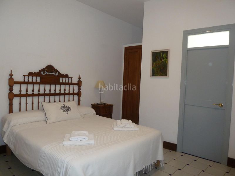 Foto c4bb85d1-aa9c-46ff-8526-6d7b392e37e6. Edifici a Pedroso (El)