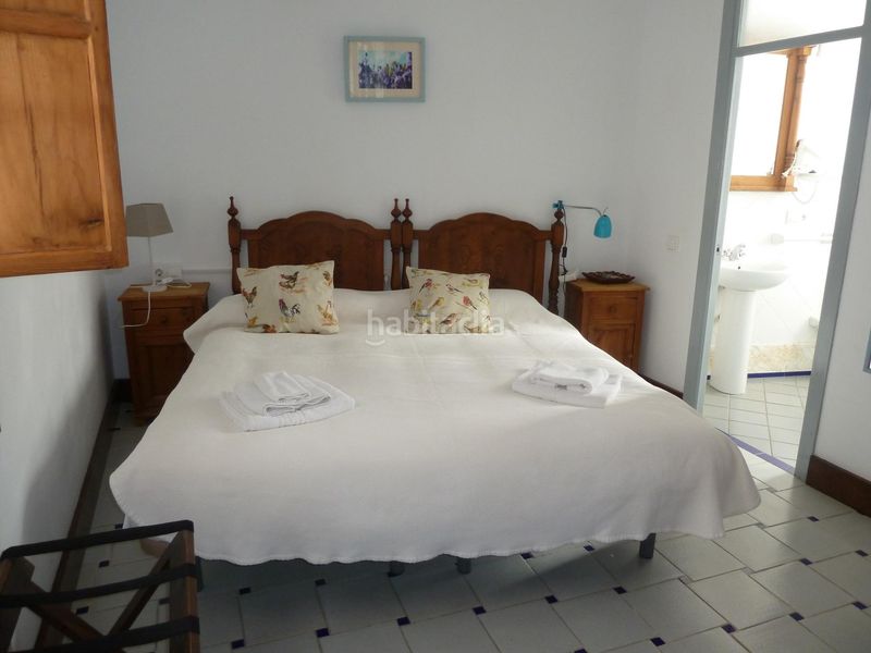 Foto dab15327-6002-4752-9f48-fc9ee8e0435f. Edifici a Pedroso (El)