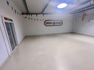 Industrial building  Pasaje areca. Nave industrial de 360 m2  reformada en 2025!!