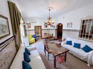 Casa  Calle zorzaleña. Casa de planta baja con nave garaje y gran huerto